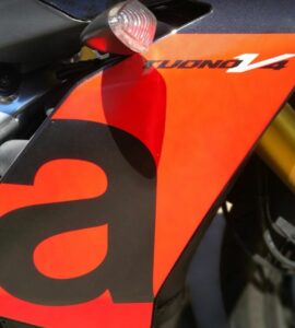 Prueba de la Aprilia Tuono V4 RR